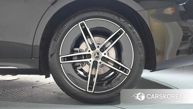 Mercedes-Benz E-Class W214 id 4791799 из Кореи 13