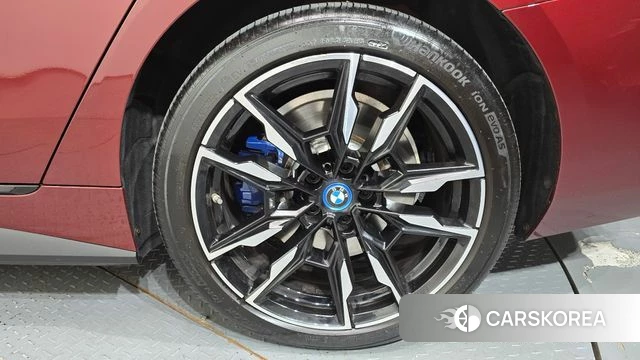 BMW i4 id 4854957 из Кореи 13