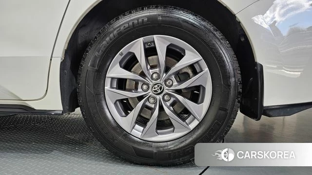 Toyota Sienna 4th Generation id 4692991 из Кореи 13