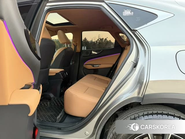 Lexus NX id 4209367 из Китая 13
