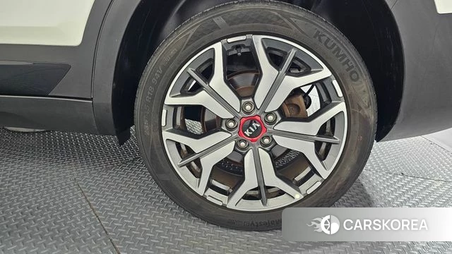 Kia Seltos id 4562890 из Кореи 13