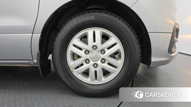 Hyundai The New Grand Starex id 4562375 из Кореи 13