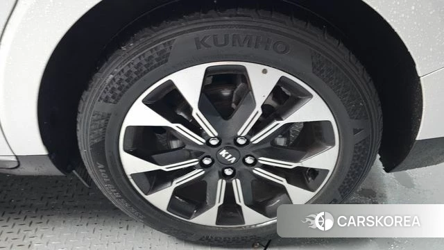 Kia Carnival 4th generation id 4604331 из Кореи 13