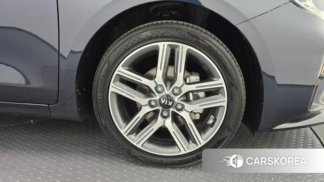 Kia Come New K3 id 4633197 из Кореи 13