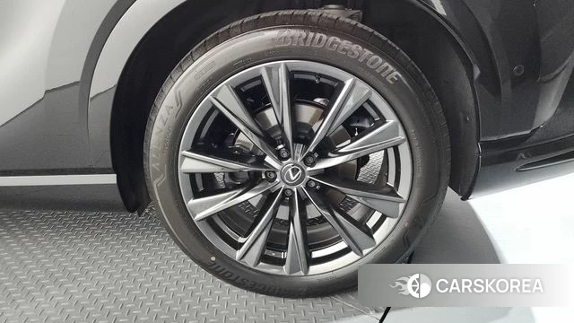 Lexus RX500h 5th generation id 4493698 из Кореи 13