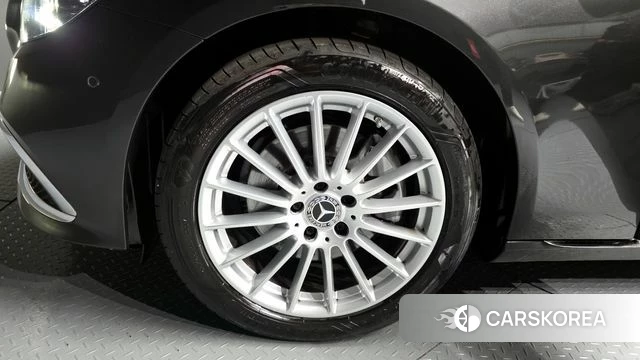 Mercedes-Benz E-Class W213 id 4266853 из Кореи 13