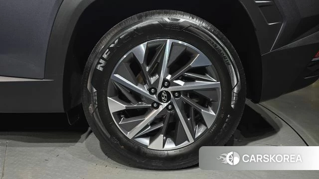 Hyundai Tucson (NX4) id 4223904 из Кореи 13