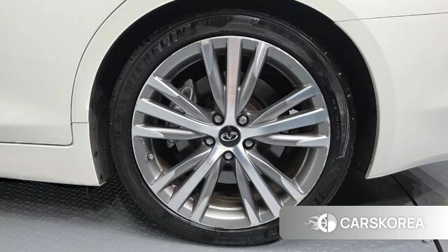 Infiniti Q50 id 4732463 из Кореи 13