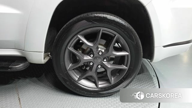 Jeep Grand Cherokee id 4224886 из Кореи 13