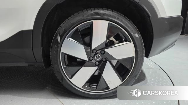 Volvo C40 Richards id 4494338 из Кореи 13