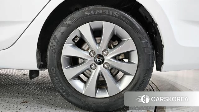 Hyundai Accent (New type) id 4339504 из Кореи 13