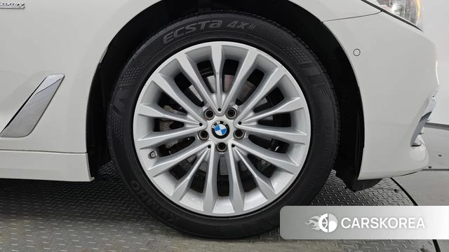 BMW 5 Series (G30) id 4397830 из Кореи 13