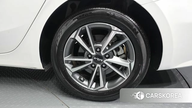 Kia The New K3 2nd generation id 4854560 из Кореи 13