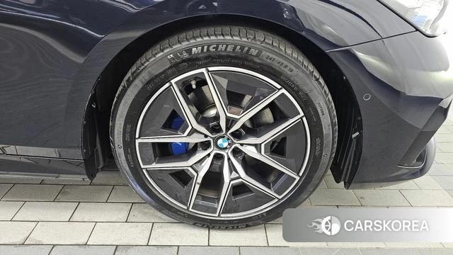 BMW 5 Series (G60) id 4432822 из Кореи 13