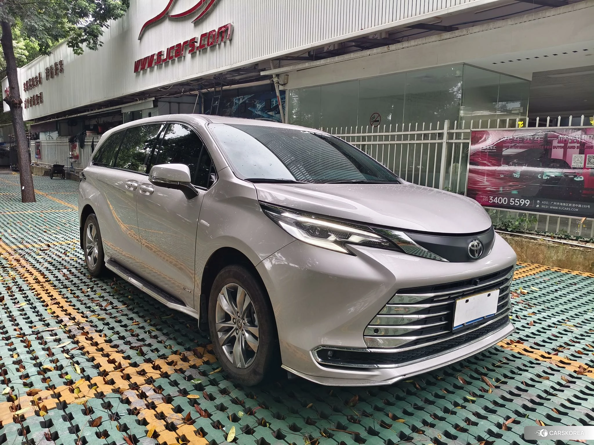 Toyota Sienna id 4514021 из Китая 13