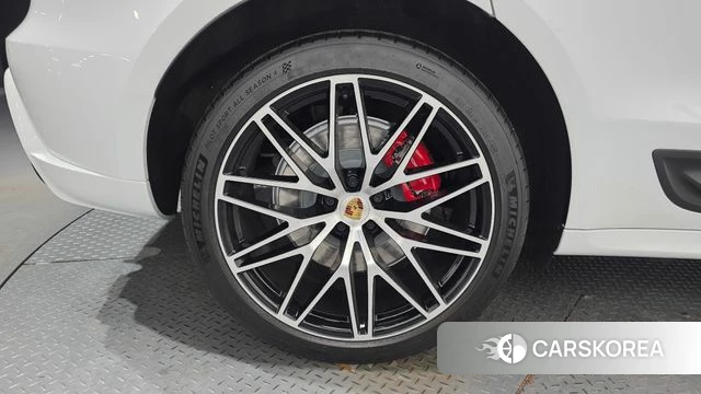 Porsche Macan id 4395113 из Кореи 13