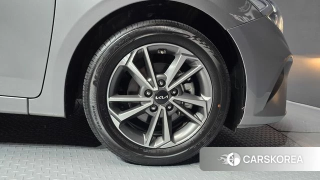 Kia The New K3 2nd generation id 4623319 из Кореи 13