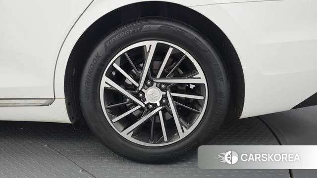 Hyundai The New Grandeur IG id 4864137 из Кореи 13