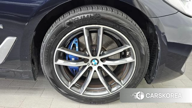 BMW 5 Series (G30) id 4529424 из Кореи 13