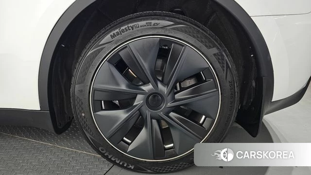 Tesla Model Y id 4691744 из Кореи 13