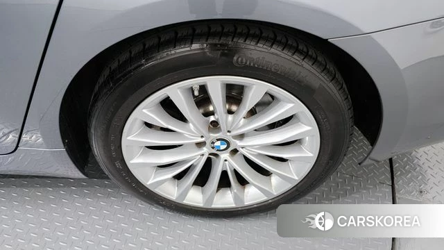 BMW 5 Series (G30) id 4310968 из Кореи 13