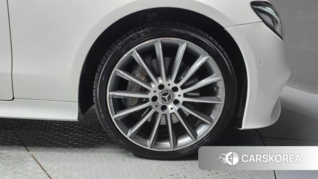 Mercedes-Benz E-Class W213 id 4647431 из Кореи 13