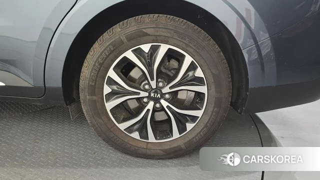 Kia Carnival 4th generation id 4324409 из Кореи 13