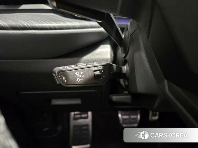 Audi Q5L id 4026794 из Китая 13