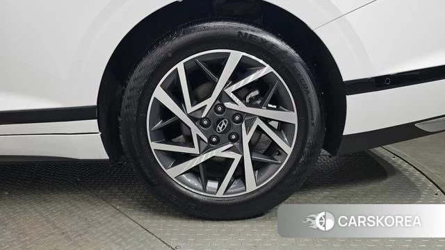Hyundai Grandeur (GN7) id 4898708 из Кореи 13