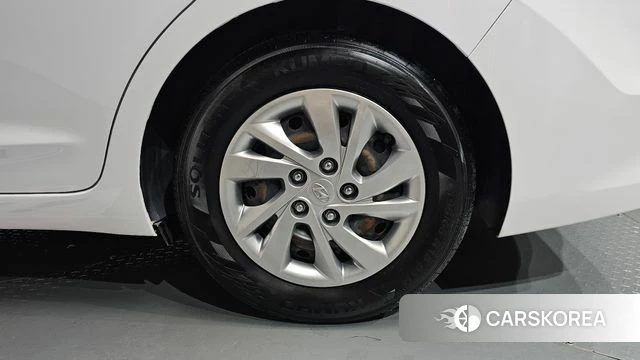 Hyundai Avante AD id 4873542 из Кореи 13