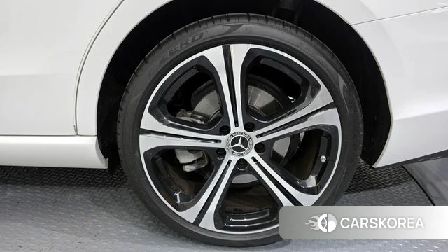 Mercedes-Benz C-Class W206 id 4315659 из Кореи 13