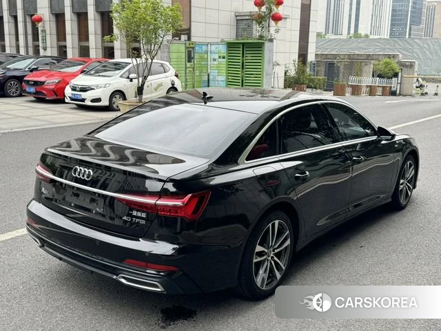 Audi A6L id 4333743 из Китая 13
