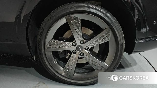 Genesis GV70 id 4201209 из Кореи 13