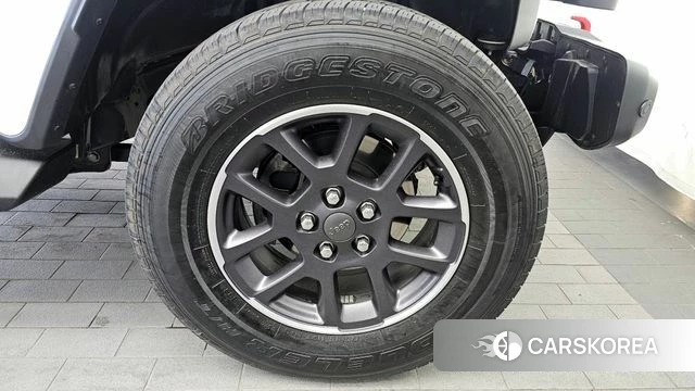 Jeep Wrangler (JL) id 4196017 из Кореи 13