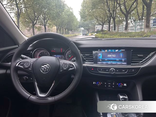 Buick Regal id 4209847 из Китая 13