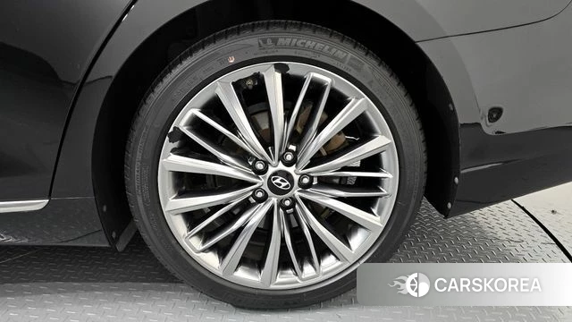 Hyundai Grandeur IG id 4331480 из Кореи 13