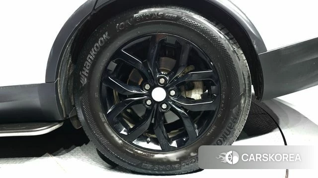 Land Rover Discovery 5 id 4203458 из Кореи 13