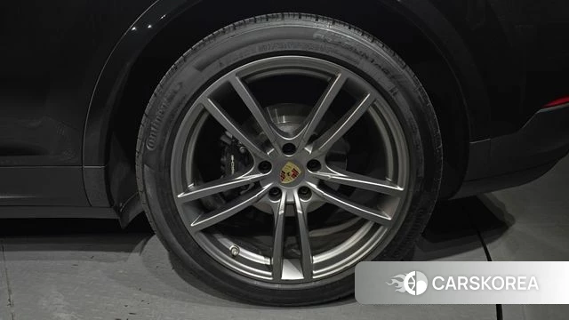 Porsche Cayenne (PO536) id 4194946 из Кореи 13