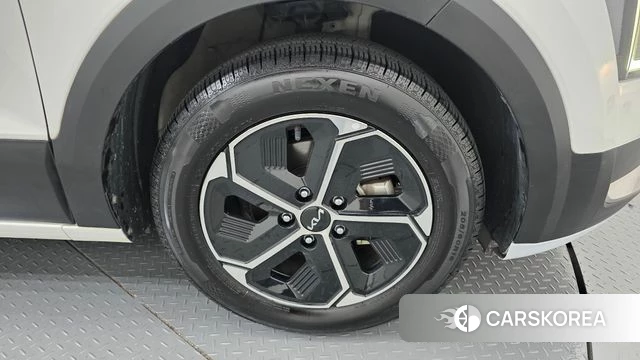 Kia Di Ol Nu Niro id 4894097 из Кореи 13