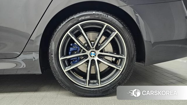 BMW 5 Series (G30) id 4774317 из Кореи 13