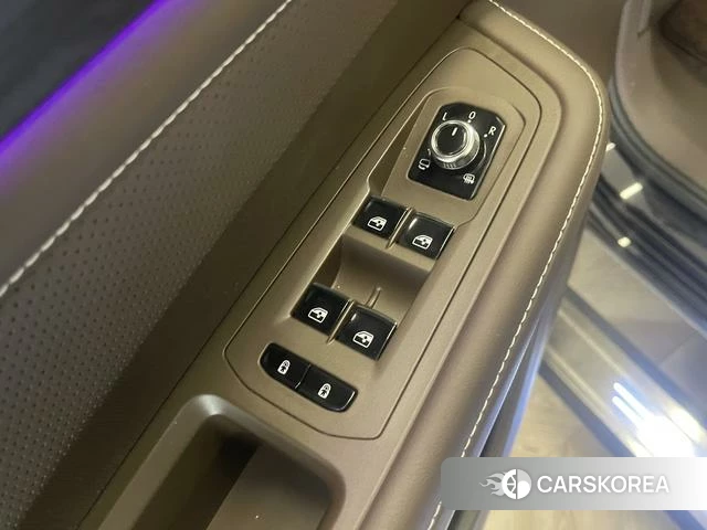 Volkswagen Weiran id 4272458 из Китая 13