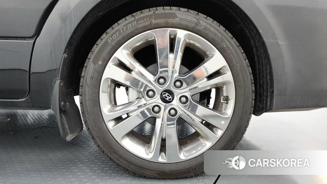 Hyundai Solati id 4916418 из Кореи 13