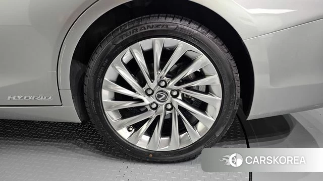 Lexus ES300h 7th generation id 4900109 из Кореи 13