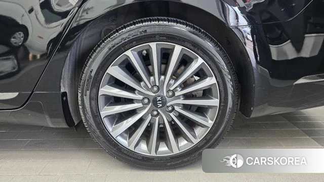 Kia Come New K7 id 4318220 из Кореи 13