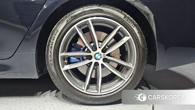 BMW 5 Series (G30) id 4793774 из Кореи 13