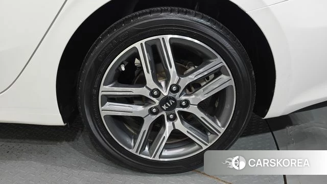 Kia Come New K3 id 4637943 из Кореи 13