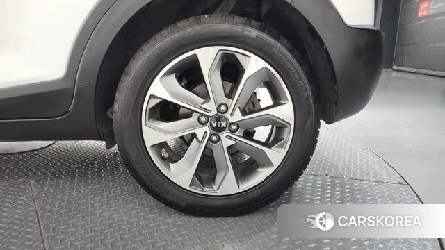 Kia Stonic id 4596468 из Кореи 13