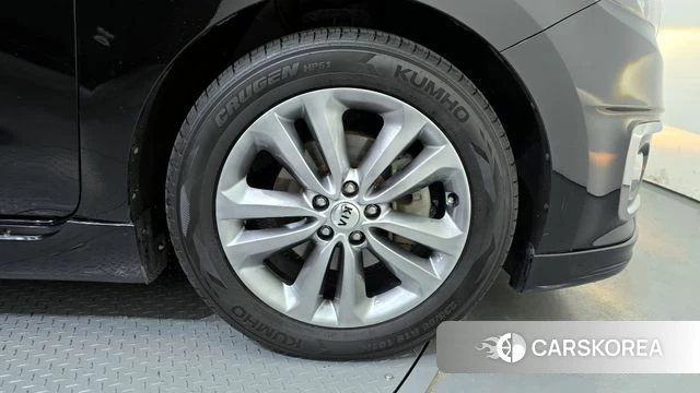 Kia All New Carnival id 4311107 из Кореи 13