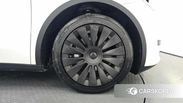 Tesla Model Y id 4739829 из Кореи 13