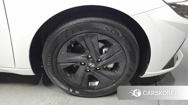 Hyundai Avante Hybrid (CN7) id 4640813 из Кореи 13